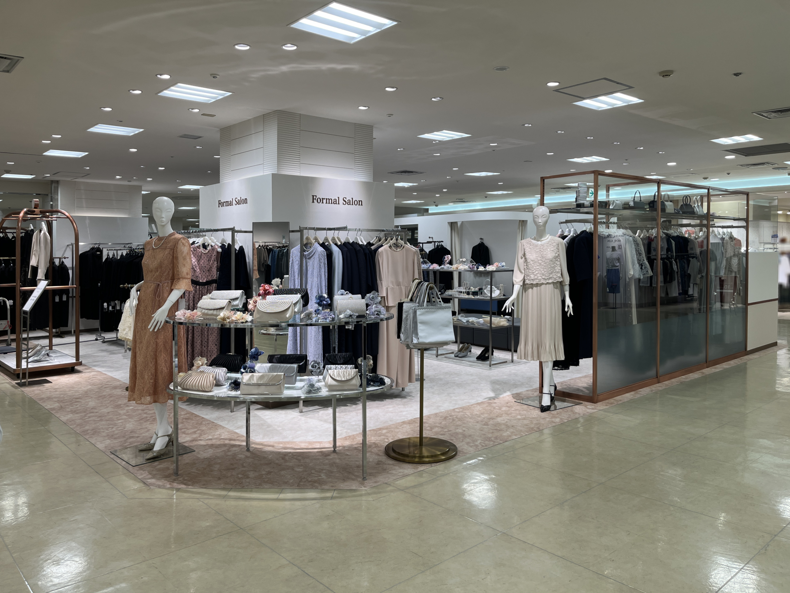 東武百貨店 池袋本店 本館4階 フォーマルサロン